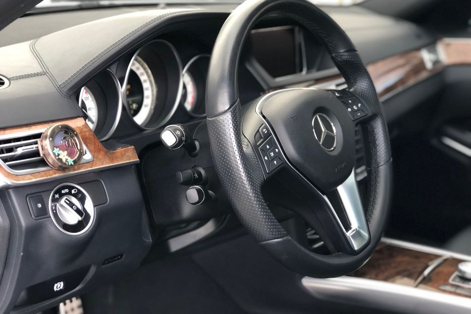 Продам Mercedes-Benz E-Class 400 ///AMG 4Matic 2015 года в Киеве