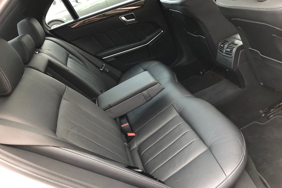 Продам Mercedes-Benz E-Class 400 ///AMG 4Matic 2015 года в Киеве