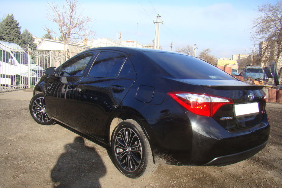 Продам Toyota Corolla SPORT 2015 года в Одессе