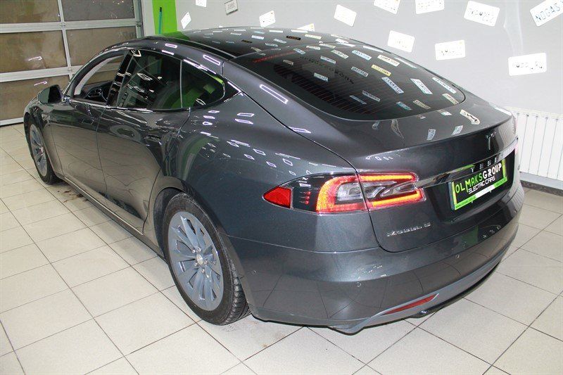 Продам Tesla Model S 70D 2016 года в Киеве