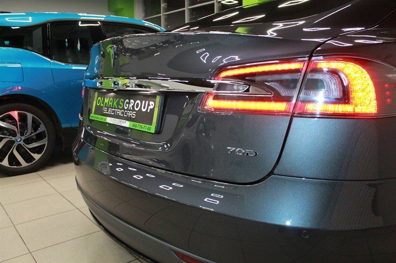 Продам Tesla Model S 70D 2016 года в Киеве