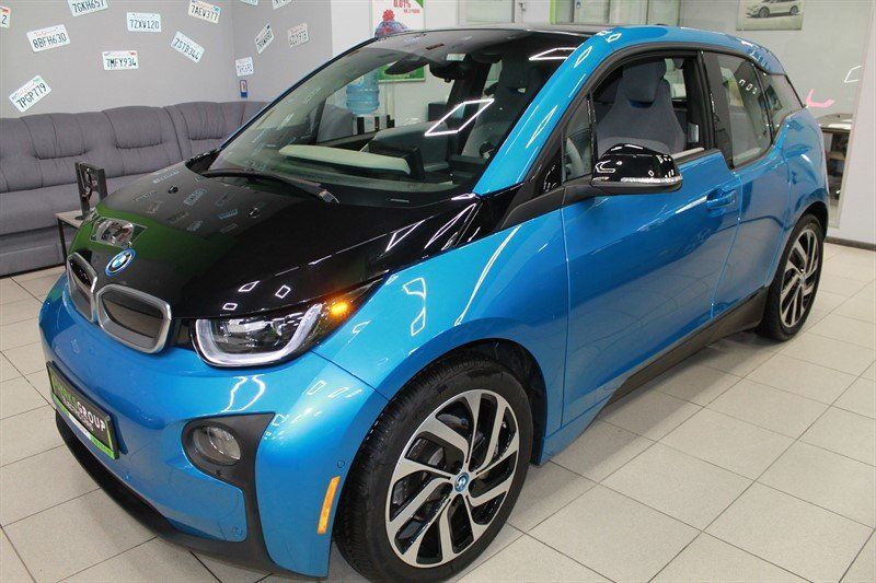 Продам BMW I3 MEGA, 33 kWt 2017 года в Киеве