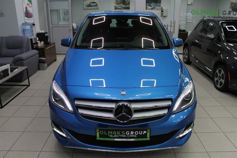 Продам Mercedes-Benz B-Class B250e, 28 kWt 2015 года в Киеве