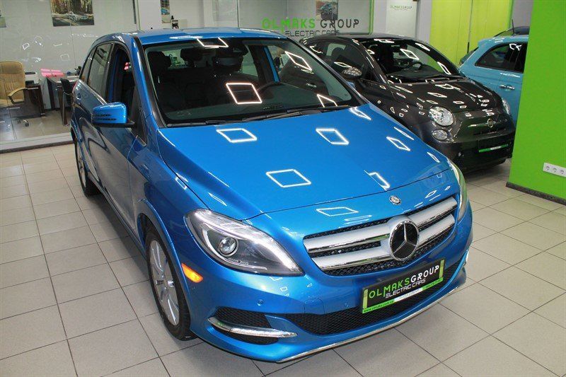 Продам Mercedes-Benz B-Class B250e, 28 kWt 2015 года в Киеве