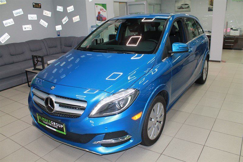 Продам Mercedes-Benz B-Class B250e, 28 kWt 2015 года в Киеве