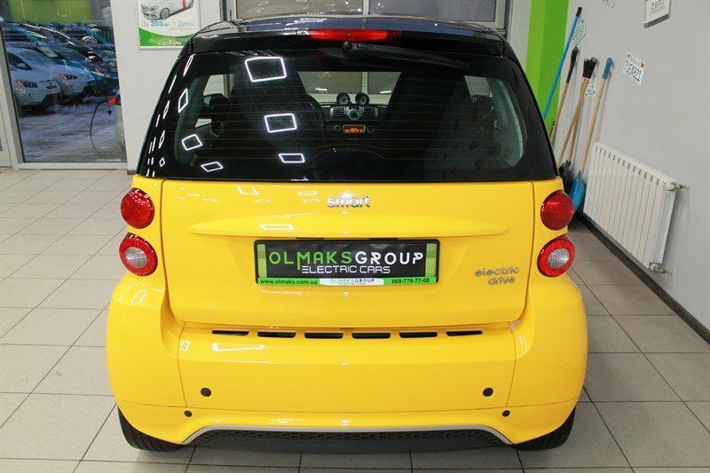 Продам Smart Fortwo ED, 17.6 kWt 2015 года в Киеве