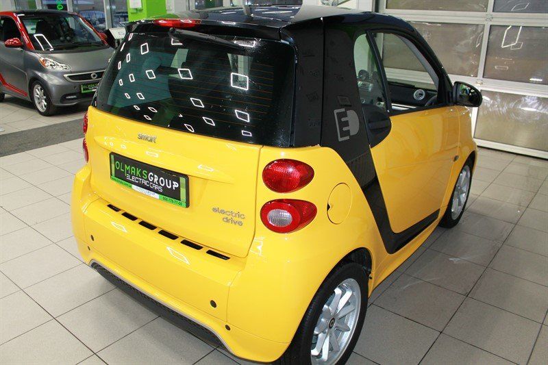 Продам Smart Fortwo ED, 17.6 kWt 2015 года в Киеве