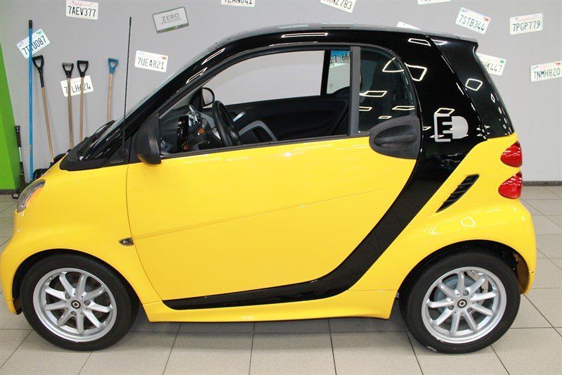 Продам Smart Fortwo ED, 17.6 kWt 2015 года в Киеве