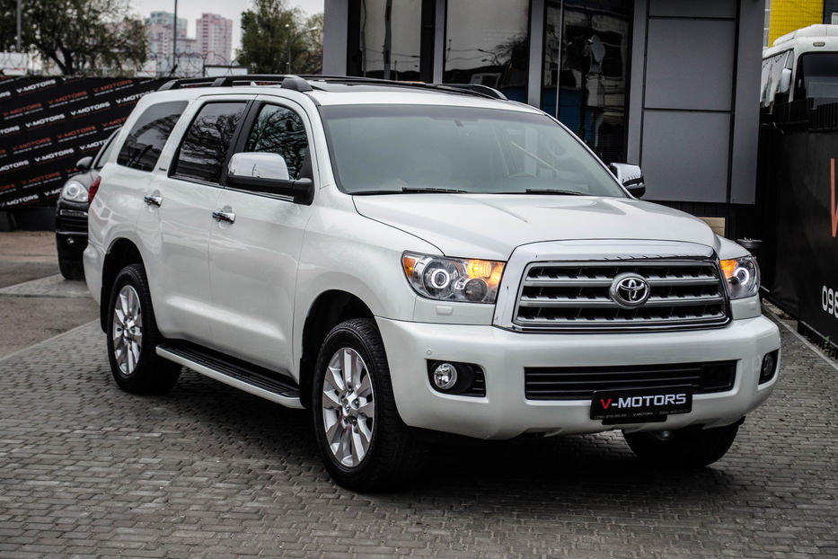 Продам Toyota Sequoia 5.7 Platinum 2013 года в Киеве