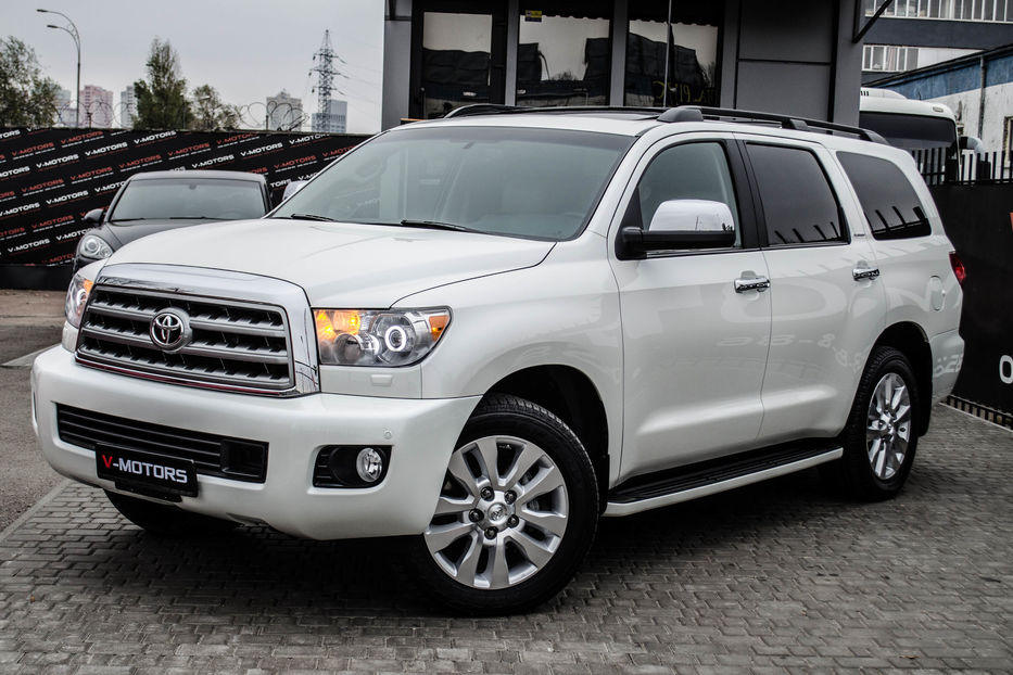 Продам Toyota Sequoia 5.7 Platinum 2013 года в Киеве