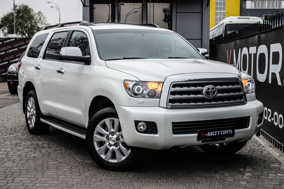 Продам Toyota Sequoia 5.7 Platinum 2013 года в Киеве