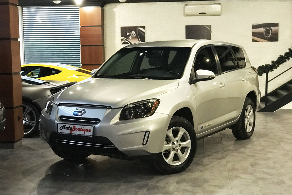 Продам Toyota Rav 4 EV 2012 года в Одессе