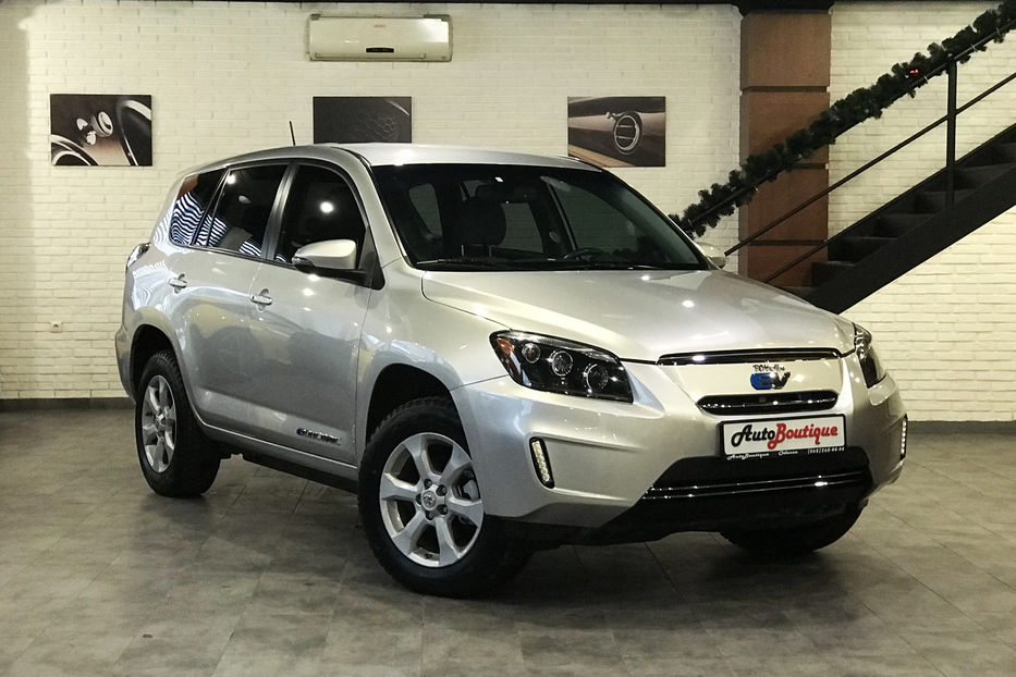 Продам Toyota Rav 4 EV 2012 года в Одессе