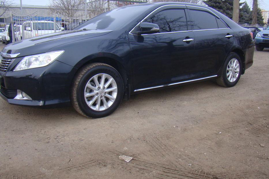 Продам Toyota Camry premium 2012 года в Одессе