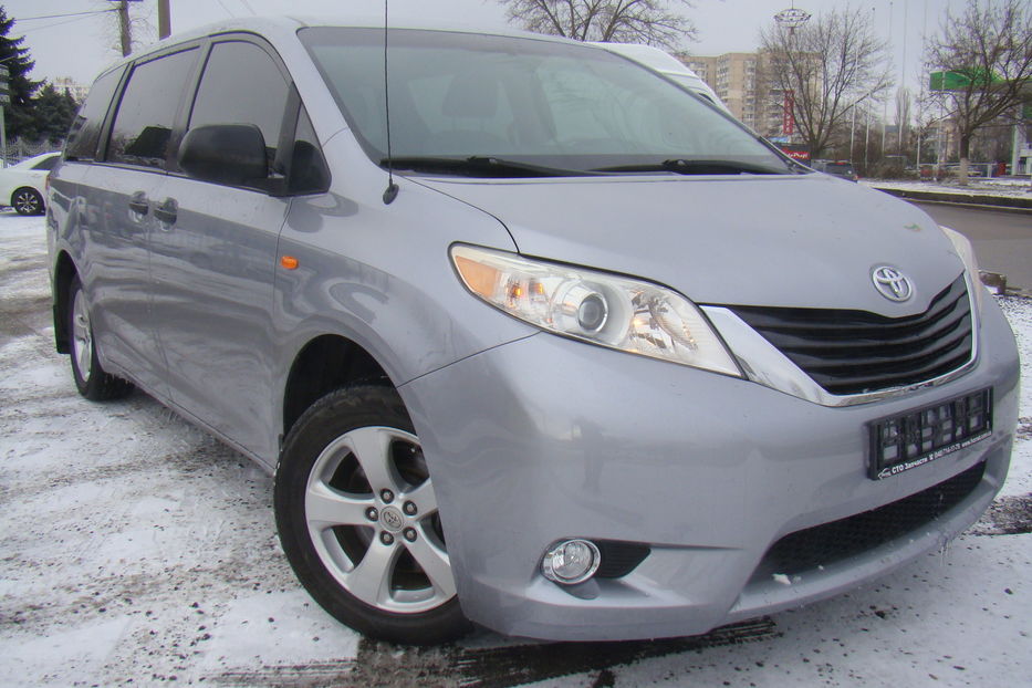 Toyota Sienna 2012 РіРѕРґ