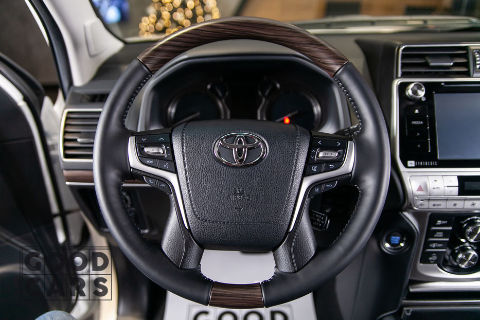 Продам Toyota Land Cruiser Prado 150 2018 года в Одессе