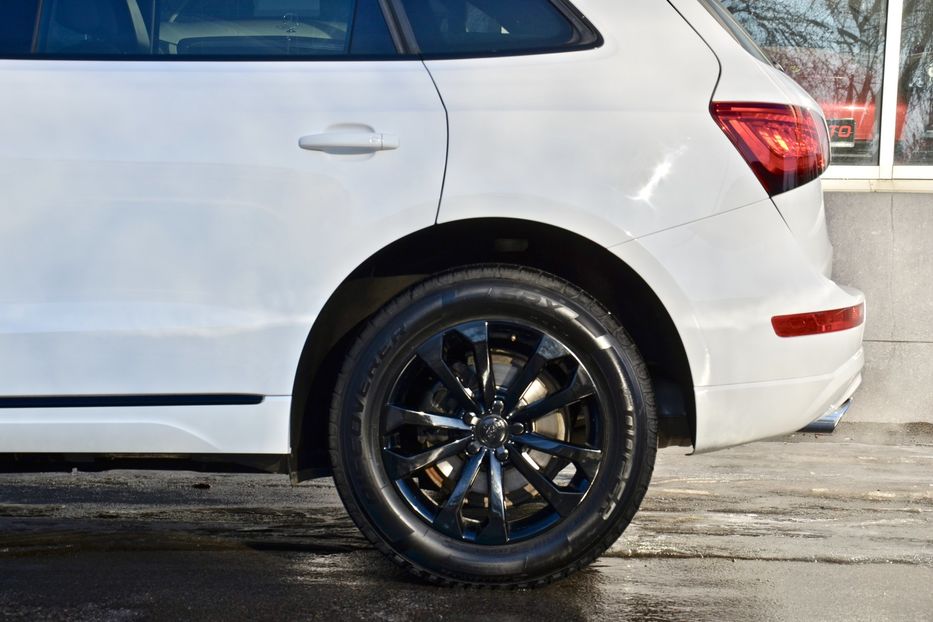 Продам Audi Q5 2013 года в Киеве