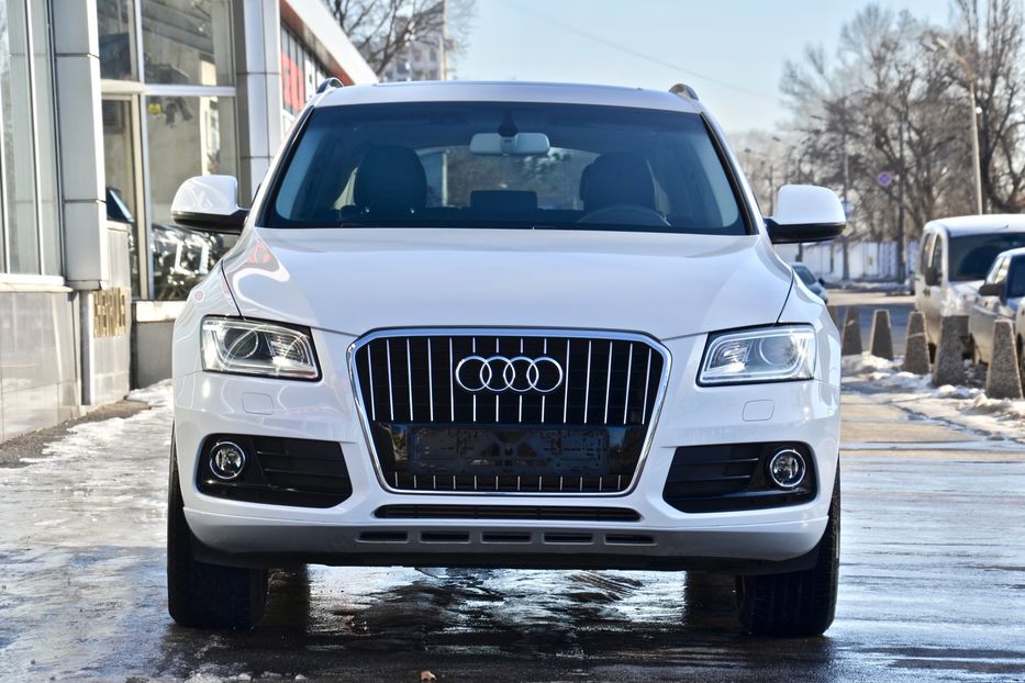 Продам Audi Q5 2013 года в Киеве