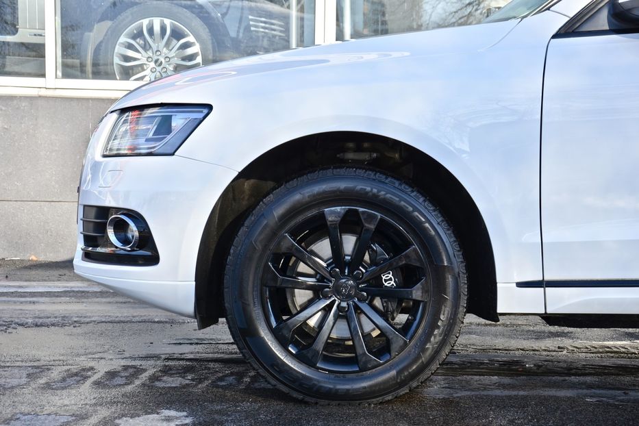 Продам Audi Q5 2013 года в Киеве