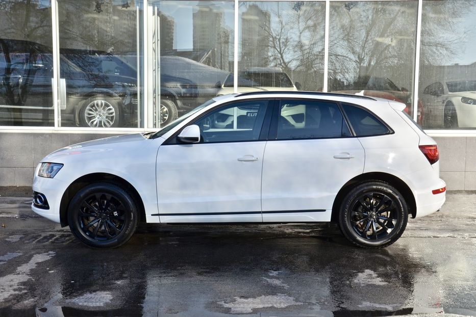 Продам Audi Q5 2013 года в Киеве