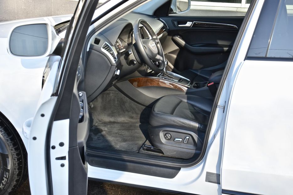 Продам Audi Q5 2013 года в Киеве
