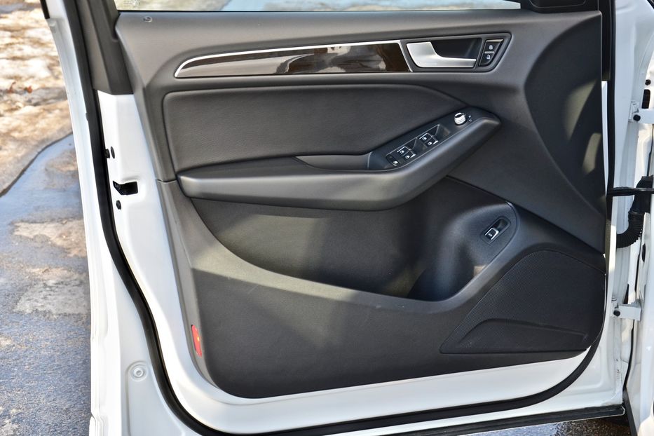 Продам Audi Q5 2013 года в Киеве