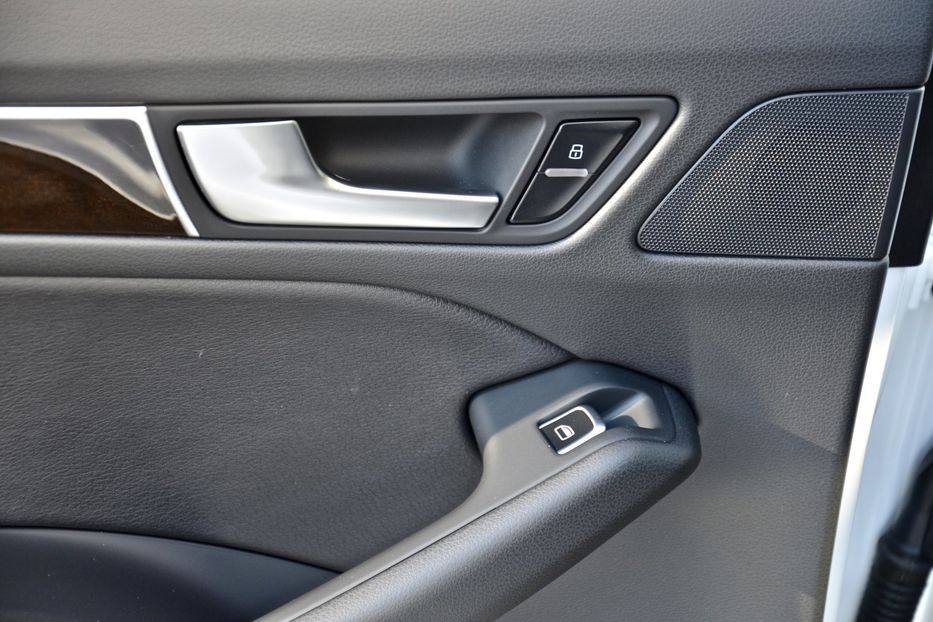 Продам Audi Q5 2013 года в Киеве