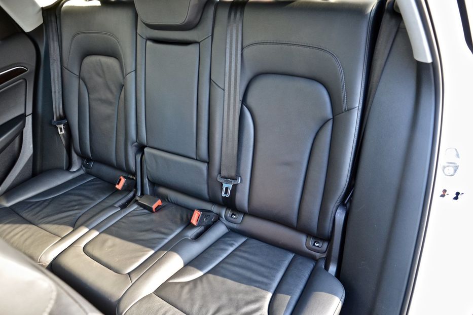 Продам Audi Q5 2013 года в Киеве