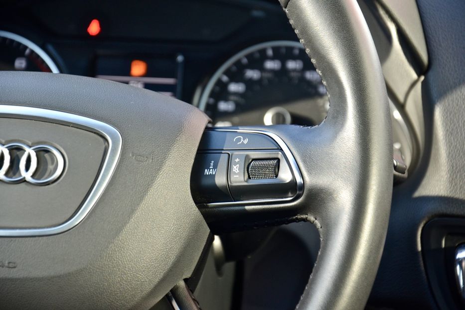 Продам Audi Q5 2013 года в Киеве