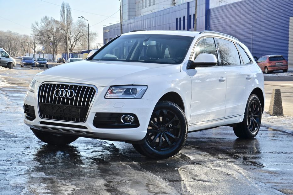 Продам Audi Q5 2013 года в Киеве