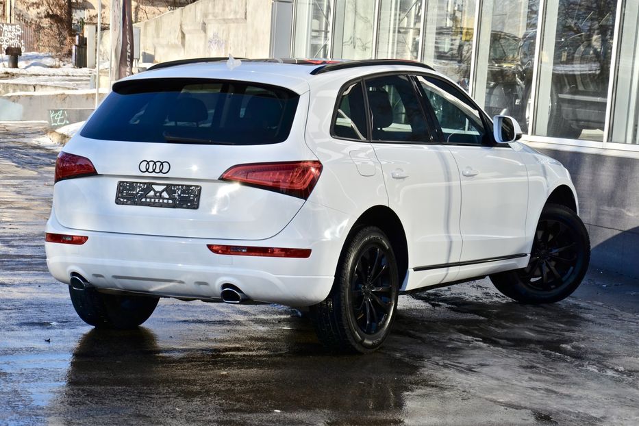 Продам Audi Q5 2013 года в Киеве
