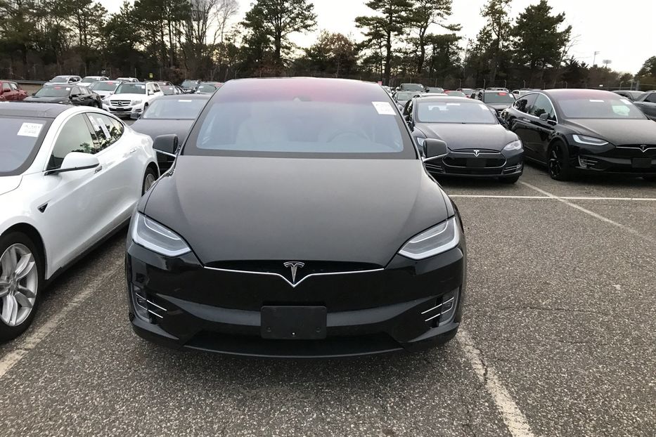 Продам Tesla Model X 90D 2016 года в Киеве