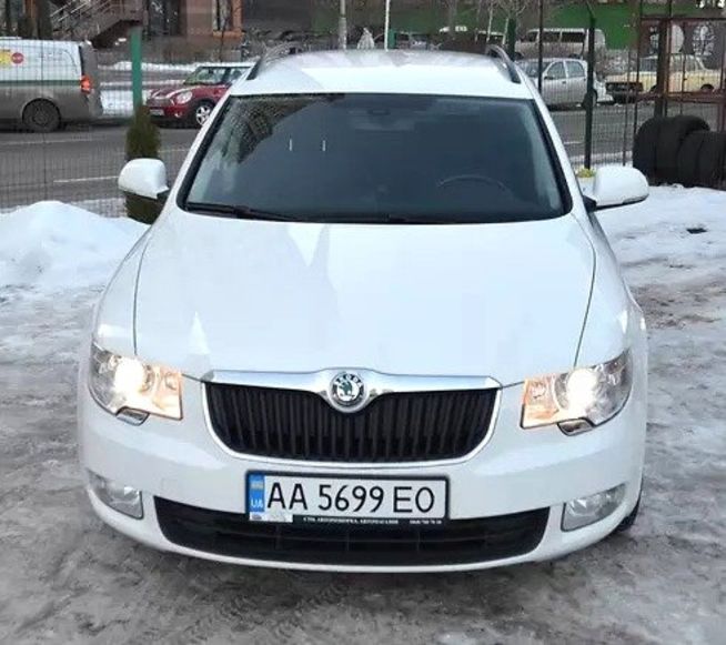 Продам Skoda Superb 2011 года в Киеве