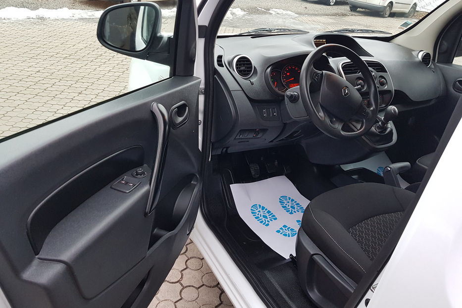 Продам Renault Kangoo груз. Maxi 81kW Navi AC 2015 года в Одессе