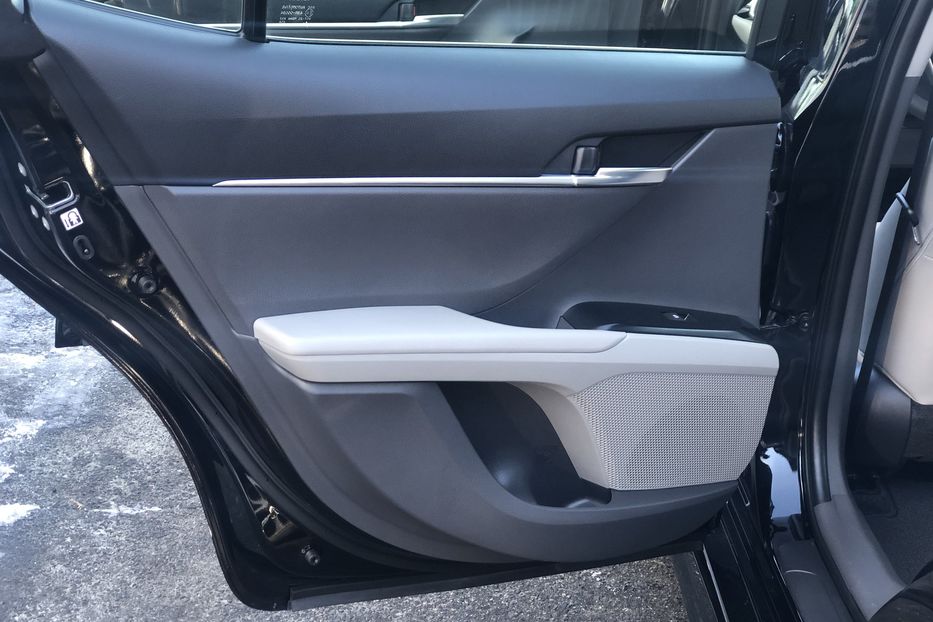 Продам Toyota Camry SE 2017 года в Киеве