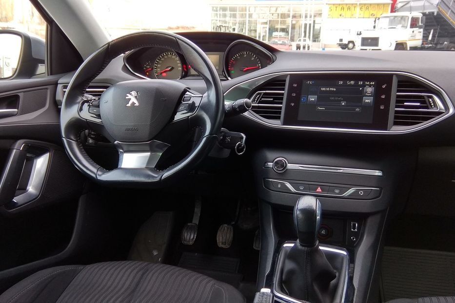 Продам Peugeot 308 Style 2015 года в Николаеве