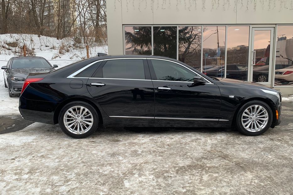 Продам Cadillac CT6 2,0Т 2016 года в Киеве