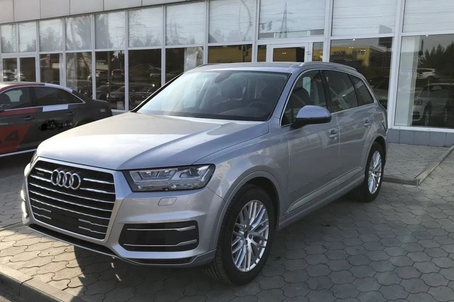 Продам Audi Q7  PREMIUM PLUS 2018 года в Черновцах