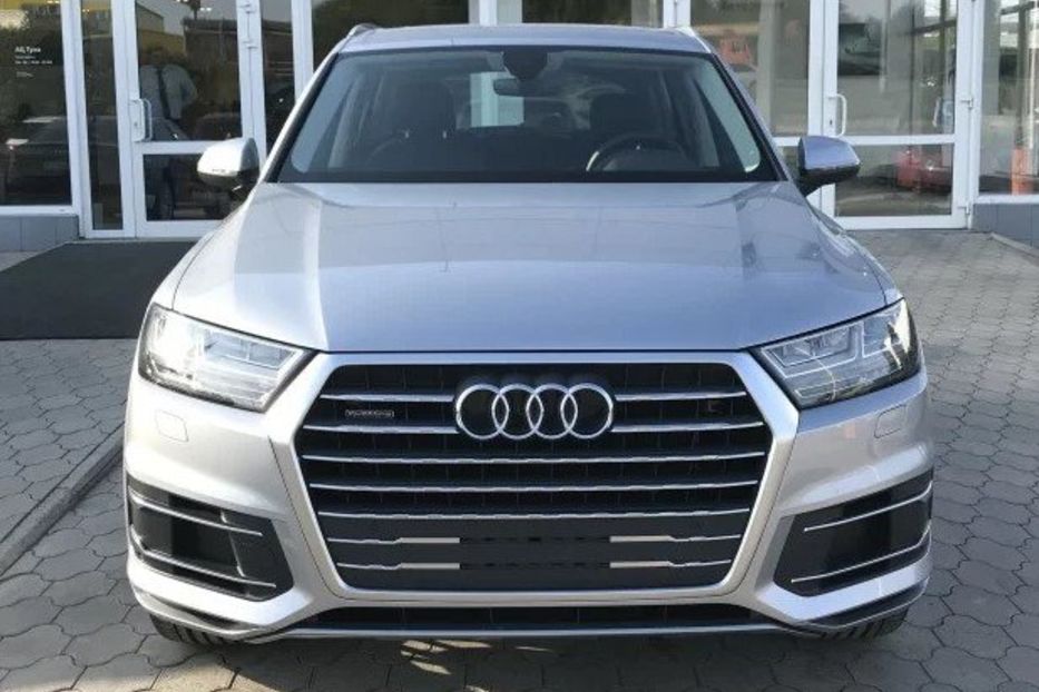 Продам Audi Q7  PREMIUM PLUS 2018 года в Черновцах