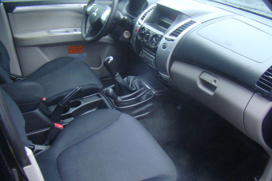 Продам Mitsubishi Outlander XL 2.5 TD  2011 года в Одессе