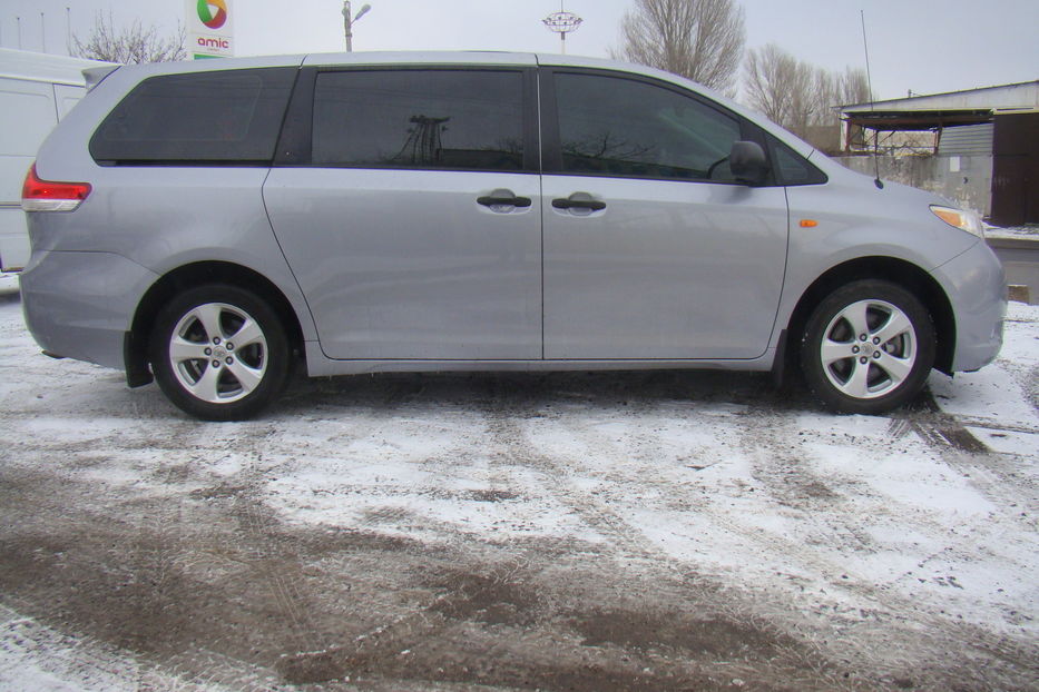 Продам Toyota Sienna 2012 года в Одессе