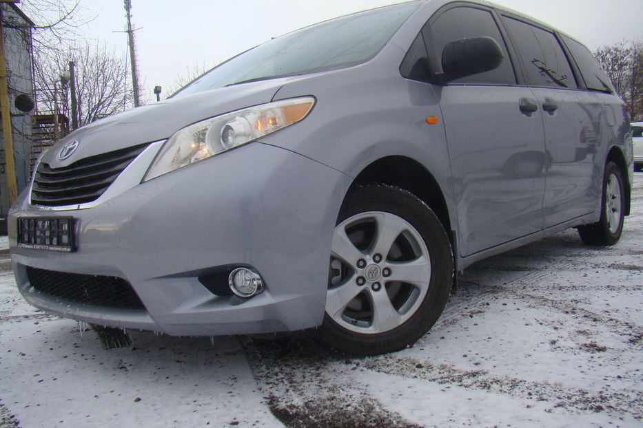 Продам Toyota Sienna 2012 года в Одессе