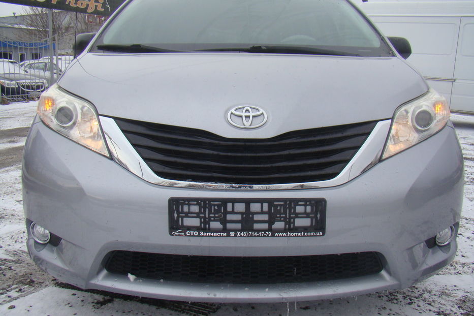 Продам Toyota Sienna 2012 года в Одессе