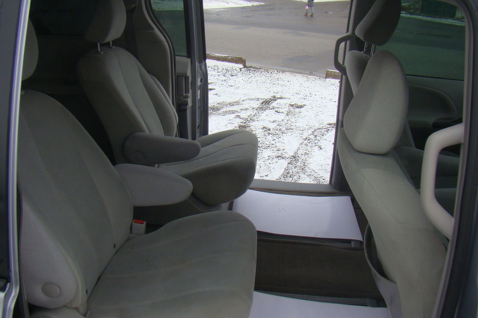 Продам Toyota Sienna 2012 года в Одессе