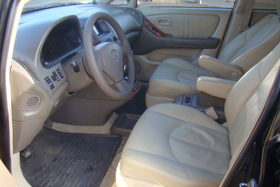 Продам Lexus RX 300 2001 года в Одессе