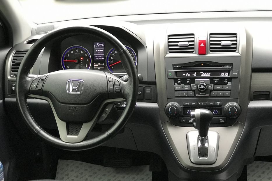 Продам Honda CR-V 2011 года в Одессе