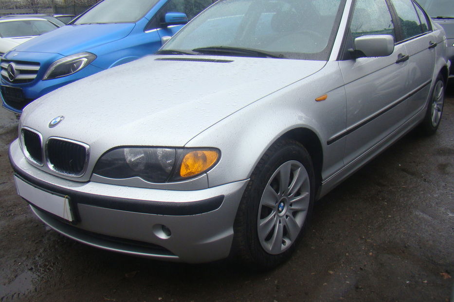 Продам BMW 318 2005 года в Одессе