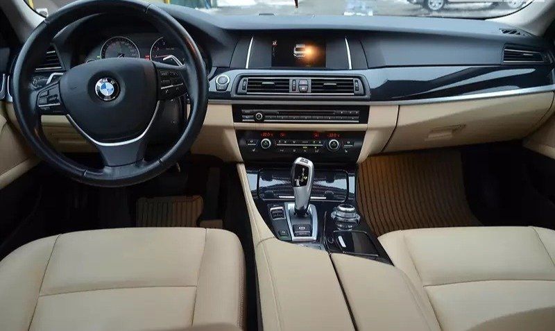 Продам BMW 520 2017 года в Киеве