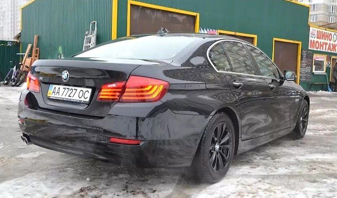 Продам BMW 520 2017 года в Киеве