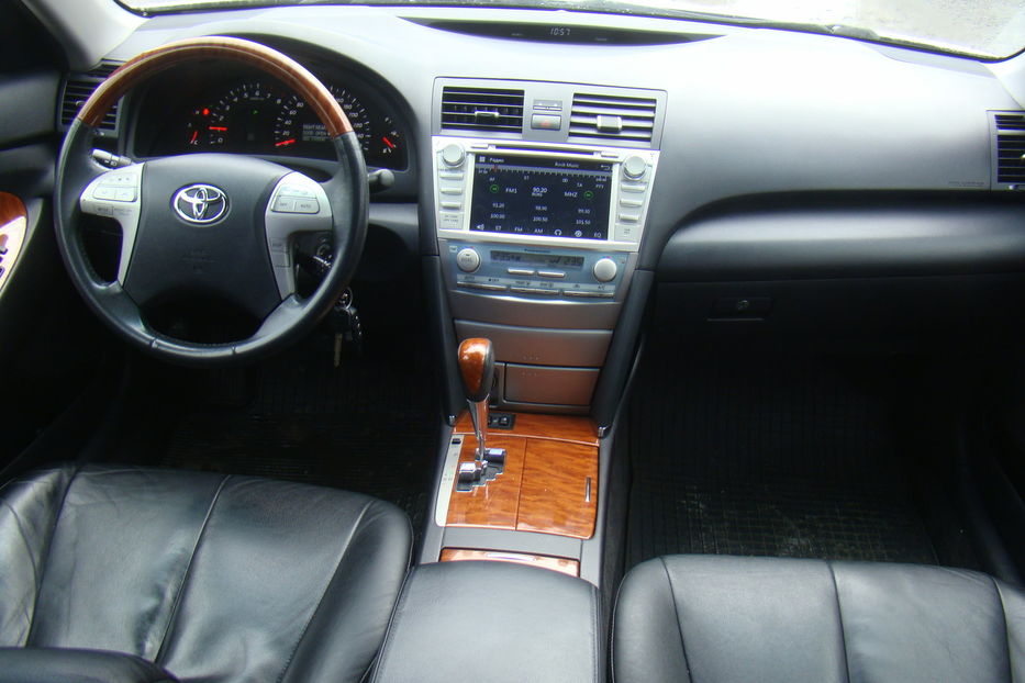 Продам Toyota Camry 2009 года в Одессе